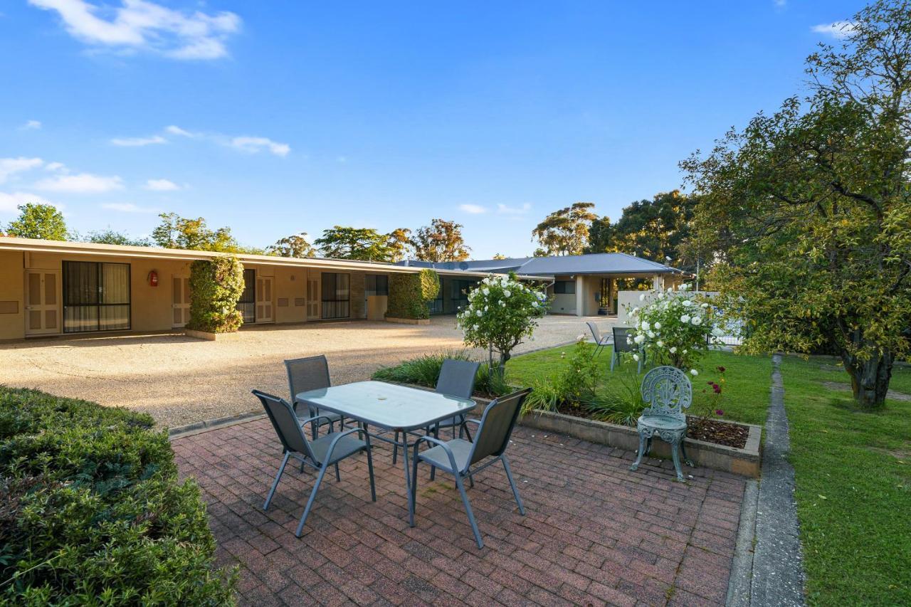 Beechworth Motor Inn Bagian luar foto